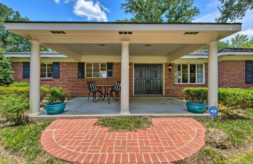 Biloxi House | Ocean Springs Home - Walk to Beach and Downtown!
