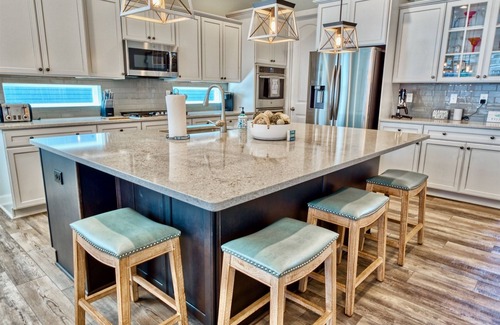Frankford House | Ocean View * 5BR Luxury Single Family House w 4.5 Bathrooms