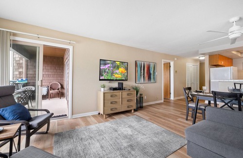 South Oceanside Condo | Ocean-view condo with private deck, washer/dryer, fireplace, & easy beach access