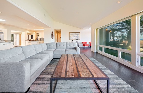 Sunset Cliffs House | Ocean-View Estate with central AC, washer/dryer, and casitas