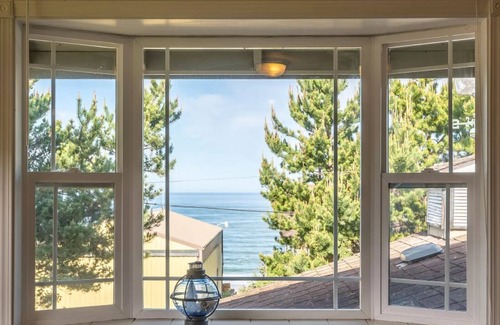 Beverly Beach House | Ocean View & Family Friendly