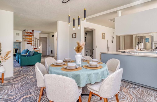 Yachats House | Ocean View Home, Sauna Includes Resort Amenities: Beach Access, Indoor Pool, Res