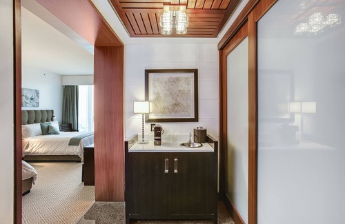 Bal Harbour Hotel | Ocean view lux studio at Ritz Carlton w/enhanced sanitation protocol