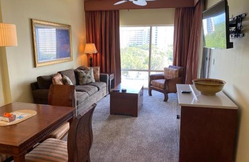Sandestin Apartment | Ocean View Luxurious Condo-BEST location + balcony