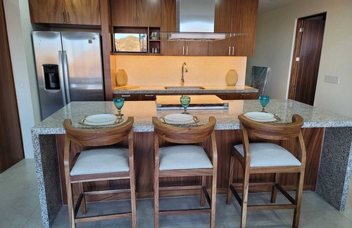 Libertad Apartment | Ocean-View Oasis: 3-Bed, 2-Bath Home in Cabo San Lucas - Modern Comfort and Stunning Views!