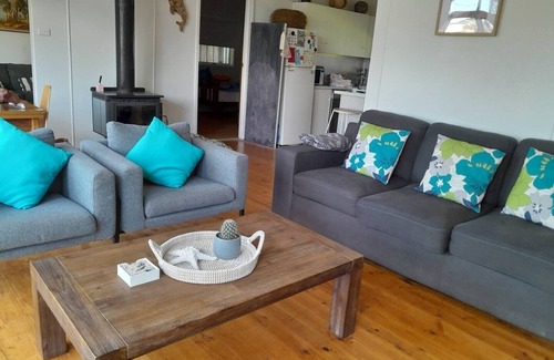 Ventnor House | Ocean View, Pet friendly home at the beach.