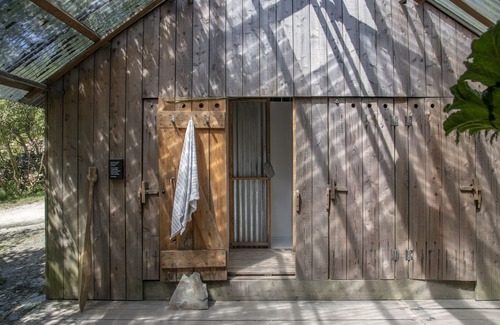 Tintagel Cabin | Ocean view Shanti Tipi 1