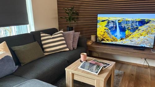 Reykjavik Apartment | Ocean View Suite near Sky Lagoon