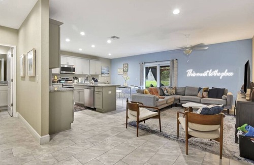 Mcelroys Belleview House | OCEAN VIEW | 6 bedrooms, 2 Game rooms, Parking, AC