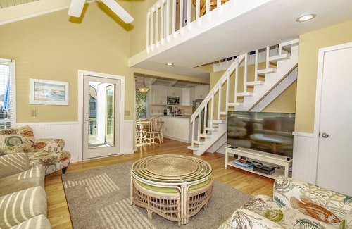 Bald Head Island Villa | Ocean view villa with 2 decks and 2 golf carts; next door to BHI Club