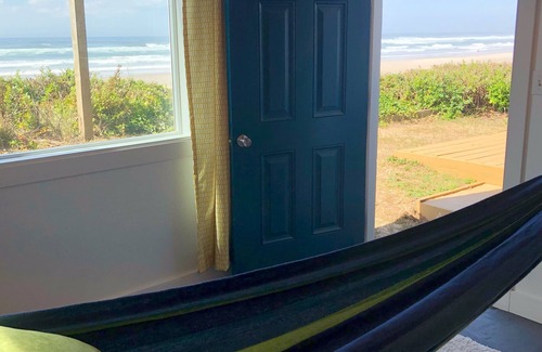 Waldport House | Ocean Views From Every Bedroom, Private Beach Access, Hot Tub, Game Room, WiFi