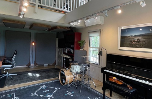 Round Pond House | Ocean Views in Midcoast - Round Pond Village