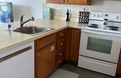 North Wildwood Condo | OCEAN VIEWS! INLET! POOL! VACATION PERFECTION!