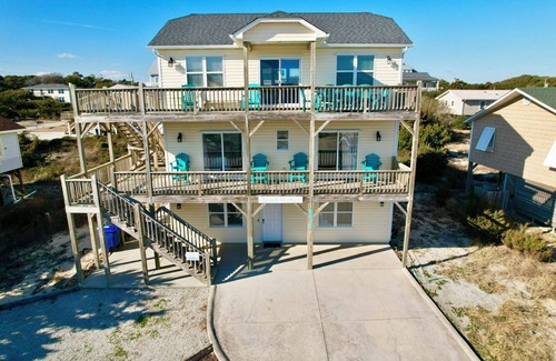 Emerald Isle House | Ocean Views, Private Pool, sleeps 15, easy beach access, dog friendly