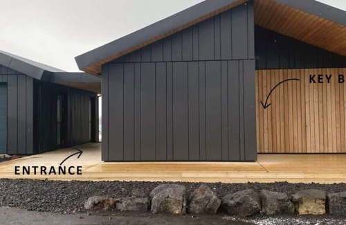 Vestmannaeyjar House | Ocean Villa surrounded by unique nature