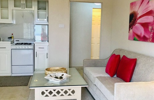 Atlantic Shores Apartment | Oceanfacing One Bedroom Apt