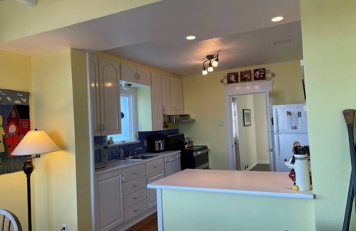 Feltzen South House | Oceanfront 3-Bedroom Captain's House