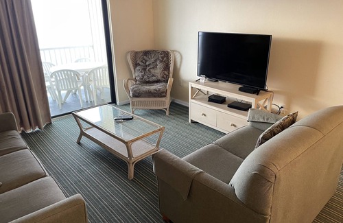 Atlantic Beach Condo | Oceanfront, 3 bdrms for Memorial Day Week!