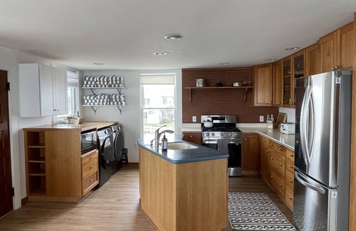 Ogunquit - Wells House | Oceanfront 5 Bedroom with STUNNING View