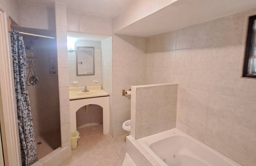 Inch Marlowe House | Oceanfront Apartment in Oistins