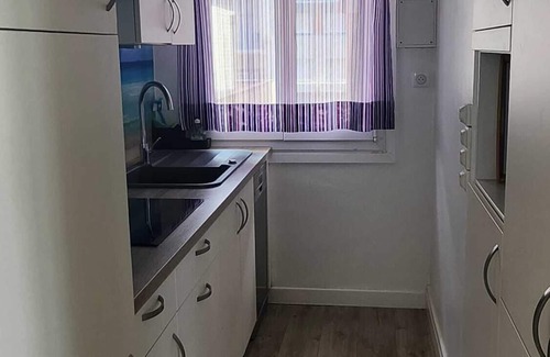 Capbreton Apartment | Oceanfront apartment, opposite family beach.