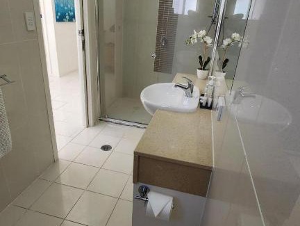 Urangan Apartment | Oceanfront