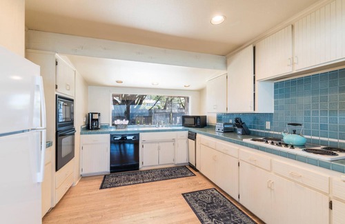 San Simeon House | Oceanfront, Classic, Vintage Nautical Cambria at it's BEST! Fabulous Views!