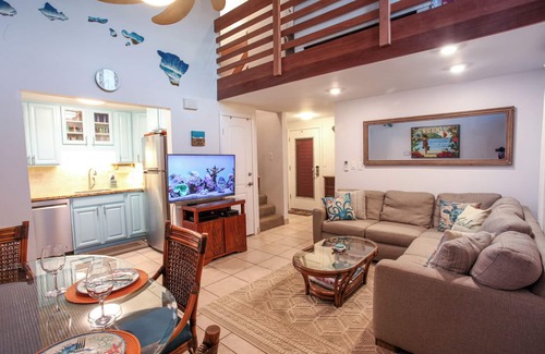 Kihei Condo | OCEANFRONT CONDO - INCREDIBLE VIEWS! Kihei Sands Beachfront Condos-B9