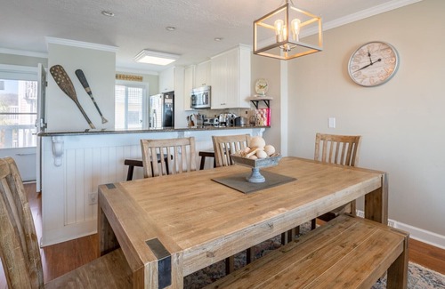 Kure Beach Condo | Oceanfront Condo with 3+ Pools - Ocean Dunes 1701