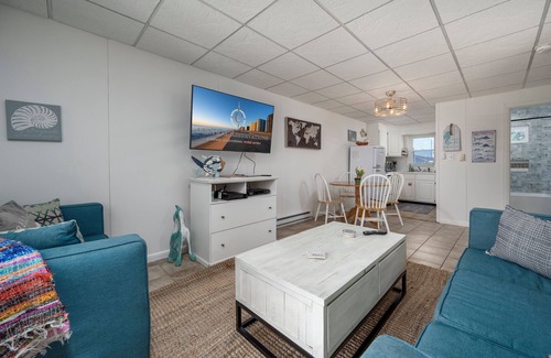 Midtown Ocean City Condo | Oceanfront condos with 3 night minimum rentals and linens included!