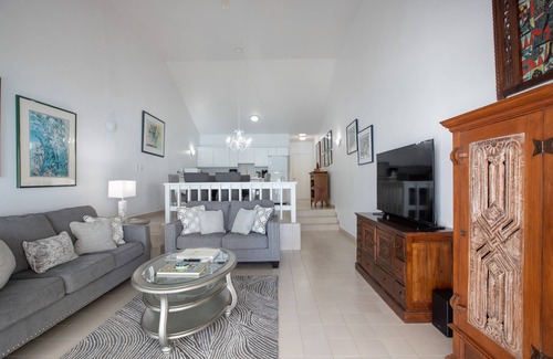 Maho Condo | *OCEANFRONT Cosy and modern style condo*