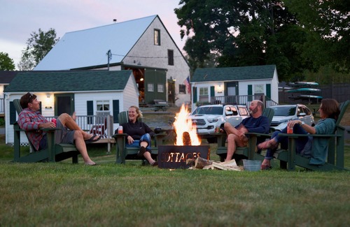 Bar Harbor Cottage | Oceanfront Cottage at Acadia National Park, Bar Harbor/Laughing Gull Cottage