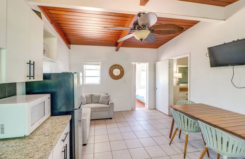 Layton Cottage | Oceanfront Cottage w/Beach Access in Layton!