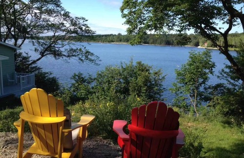 Chester Cottage | Oceanfront Garden Cottage - Gateway to Attractions & Towns. Private Cove Mooring