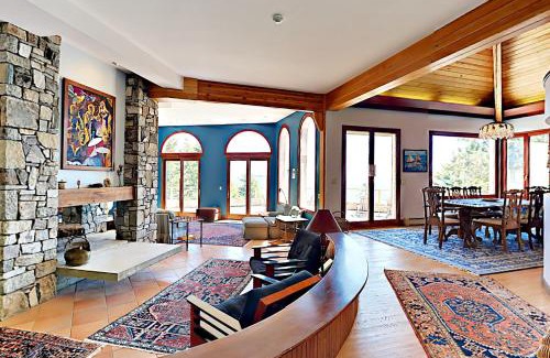 Ocean Point House | Oceanfront Gem