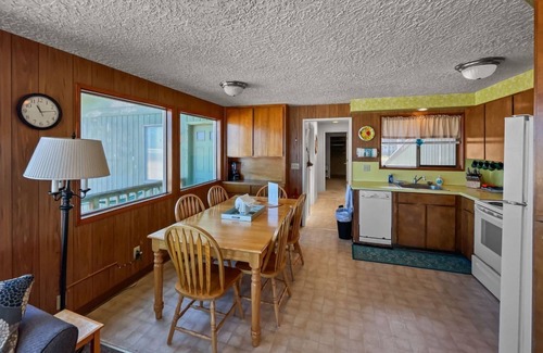 Rockaway Beach House | Oceanfront Getaway, Stunning Views, Pet Friendly, Spacious Deck, Steps to the Beach