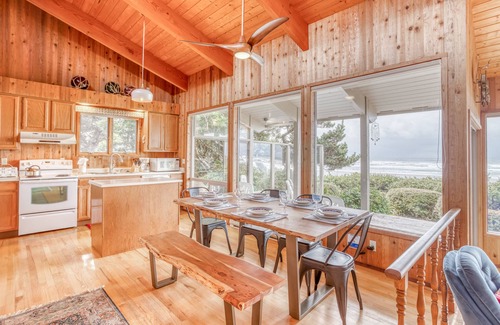 Seal Rock House | Oceanfront Home in Private Neighborhood with Walls of Windows for Ocean Views