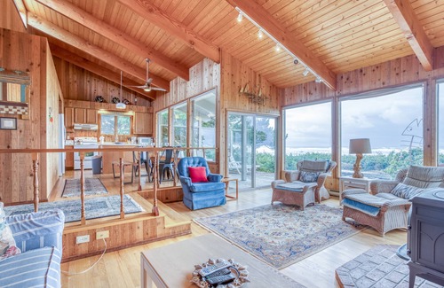 Seal Rock House | Oceanfront Home in Private Neighborhood with Walls of Windows for Ocean Views