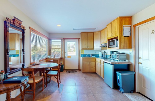 Caspar House | Oceanfront home on acreage w/private hot tub & amazing views, close to hiking