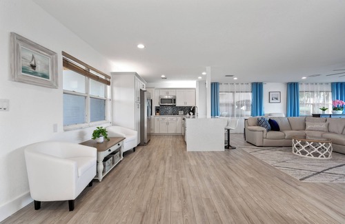 Vamo House | Oceanfront home