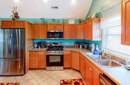 Hatteras House | Oceanfront House w/Private W/D/Central AC/Ocean Views/Free WiFi/Private Hot Tub