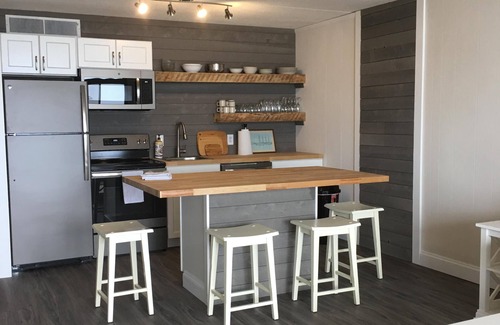 North Ocean City Condo | Oceanfront, huge balcony, New Remodel in North Ocean City