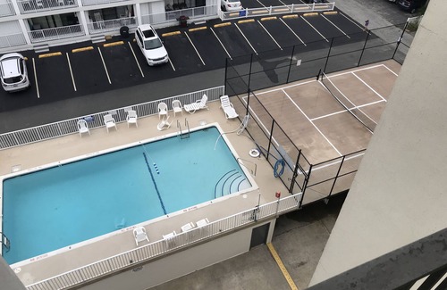 North Ocean City Condo | Oceanfront, huge balcony, New Remodel in North Ocean City