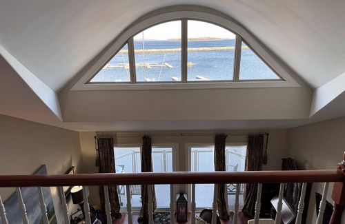 Western Shore House | Oceanfront Luxury Magical Views Sunset and Sunrisen