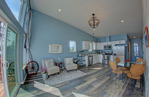 Homer Apartment | Oceanfront Luxury Penthouse Overlooking Kachemak Bay and the Homer Spit!