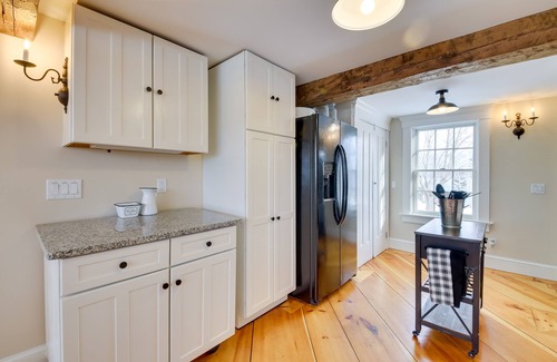 Stockton Springs House | Oceanfront Mid-Coast Maine Home w/Private Beach!