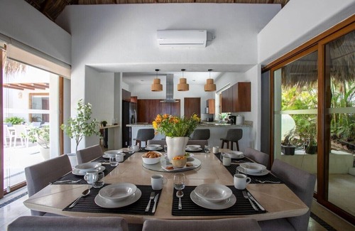 La Cruz de Huanacaxtle House | Oceanfront Retreat with Private Pool & Jacuzzi