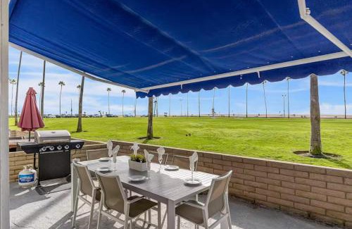 Balboa Peninsula House | Oceanfront Oasis in Newport Beach Steps to Balboa Park, Pier, and The Fun Zone!
