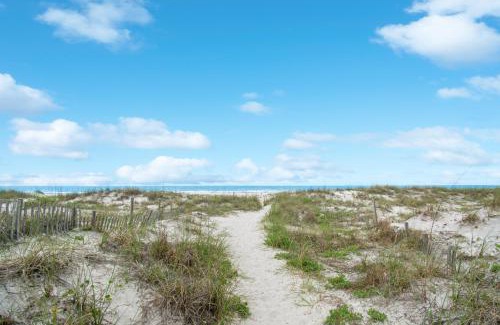 St. Augustine Beach Apartment | Oceanfront Oasis