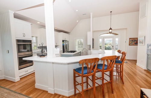 Southern Shores House | OCEANFRONT, Ocean Views, Private Pool, Hot Tub, SS10, The Russell Cottage